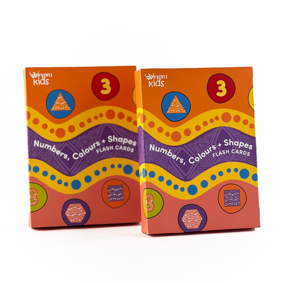 Wingaru Education Numbers And Colours And Shapes Flash Cards | Winc
