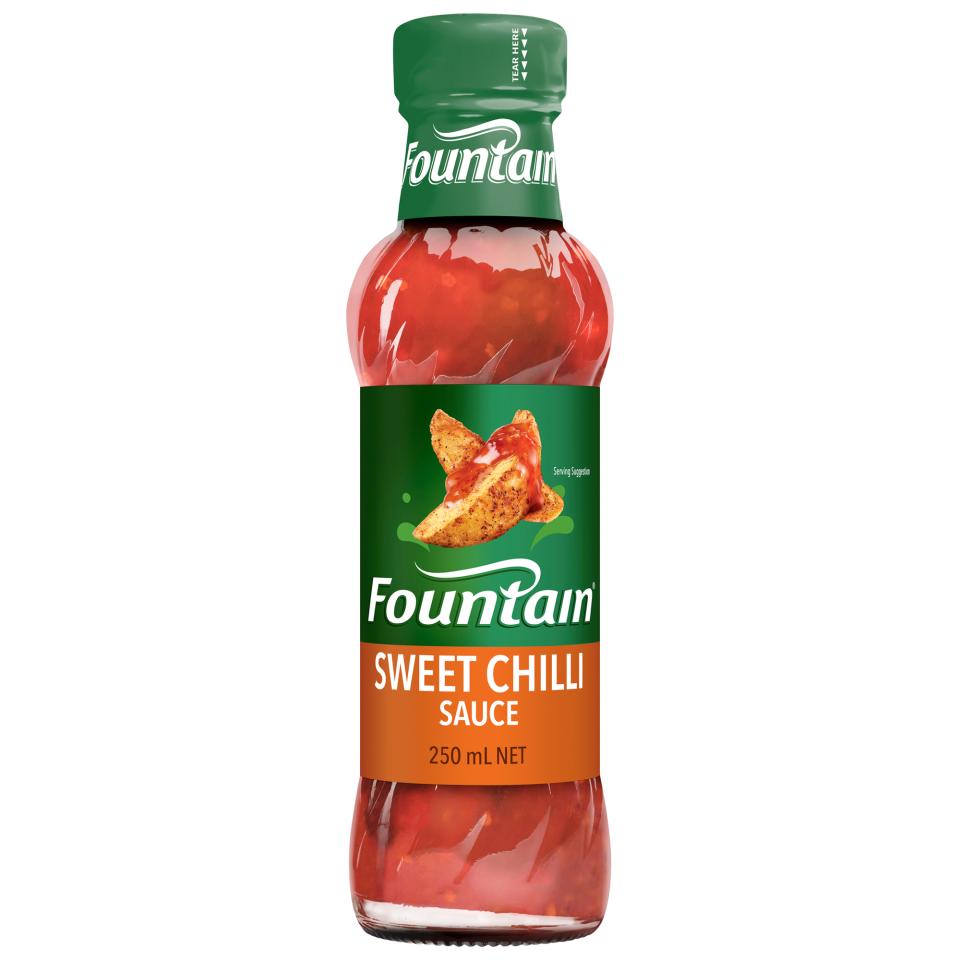 Fountain Sweet Chilli Sauce 250ml Bottle Image