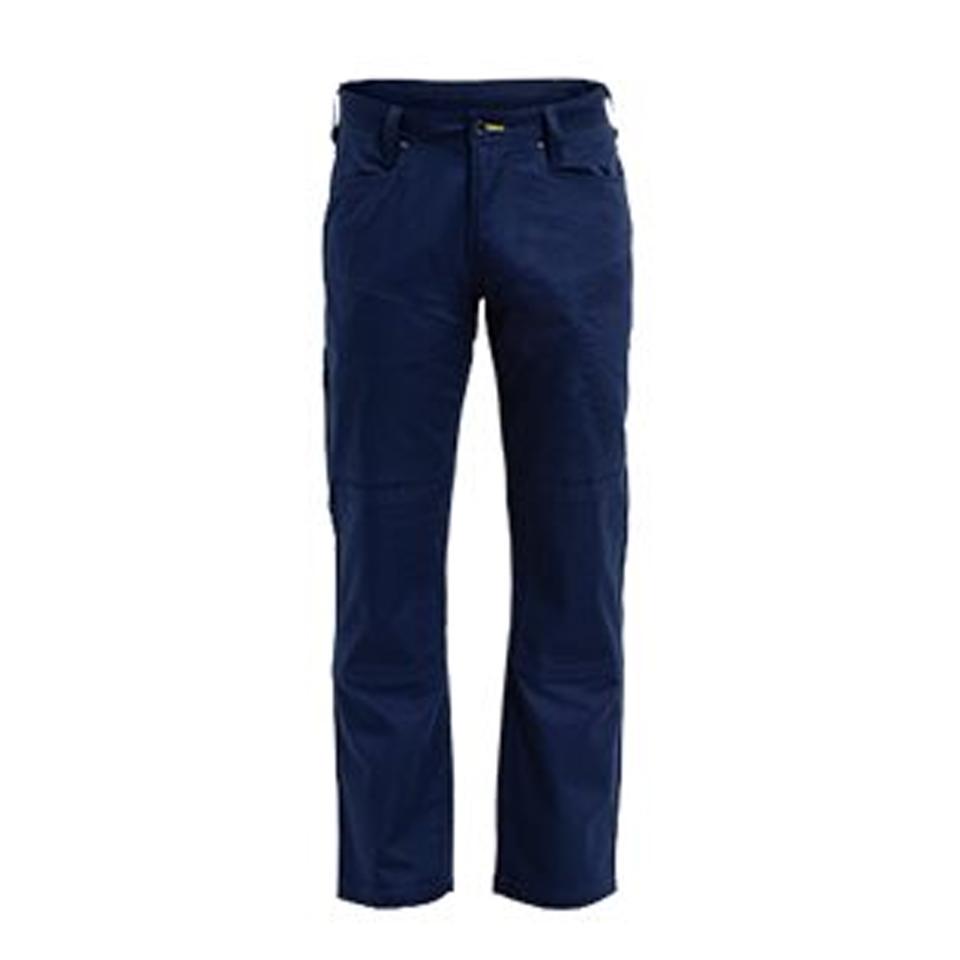 82r pants size