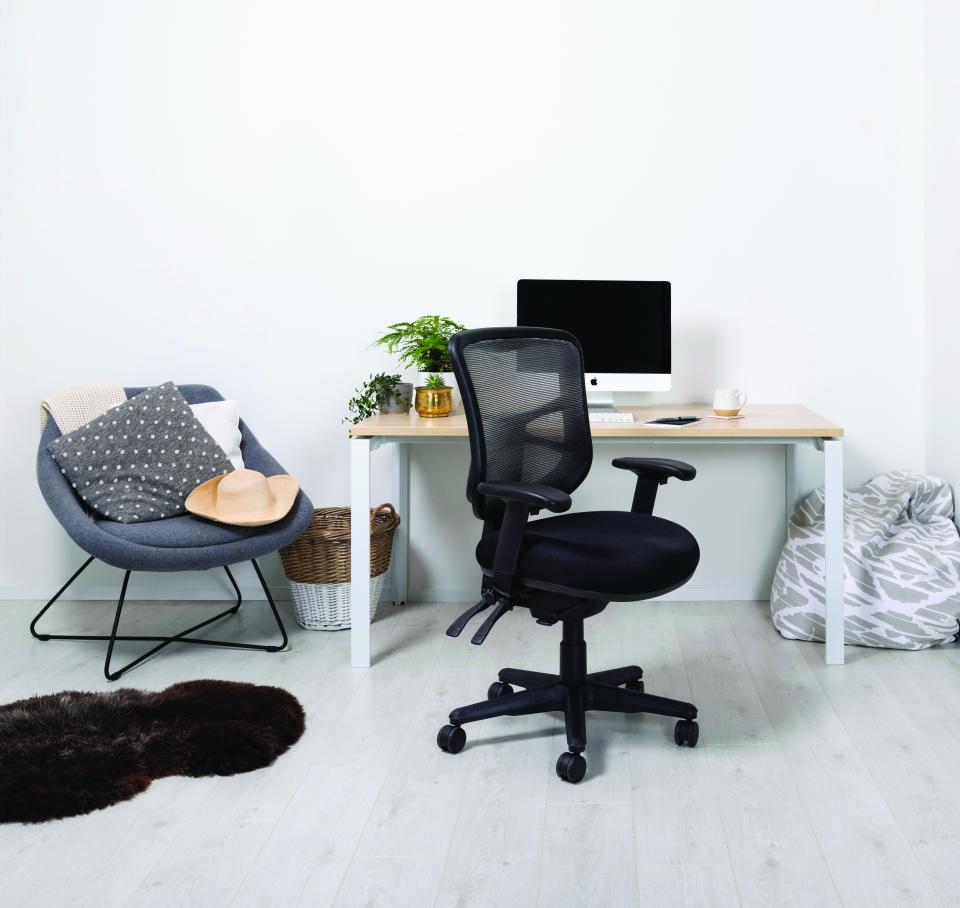 Buro Metro Task Chair with Aluminium Base Black | Winc