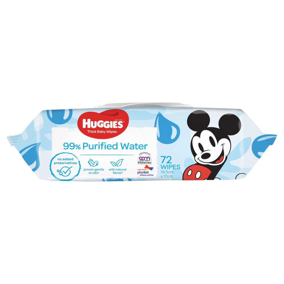 thumbnail image 2 of Honest Baby Wipes Hypoallergenic Baby Wipes, Pure Water Natural Wipes For Sensitive Skin, Unscented Baby Wipes For Face Hands & Bottom, 512 Count (8 Packs Of 64 Lingettes Pour Bébé 2 of 13
